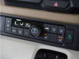 ◆オートエアコン装備◆ お好みの温度を設定をするだけで、後は、自動で風量を調節してくれます!快適にドライブが楽しめます。