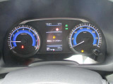 デジタルなメーターで見やすい♪様々な先進装備が搭載しております☆