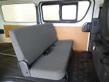 3名乗車できるセカンドシートです。