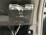 いまや快適なカーライフに欠かせないETCが付いています。