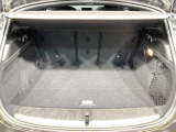 ●トランクルーム:趣味が広がる収容スペース!これだけの広さがあればお買い物やレジャーなどにも最適です!使用感も少なくきれいな状態を維持しております。