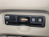 ETC車載器付きです。高速道路の料金所もスムーズに通過できます。