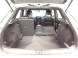 ラゲージルームだって広々です!シートを倒して更にお荷物積めちゃいます♪