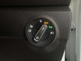 ロータリー式のライトスイッチはAutoライト機能付です。