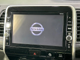 【大画面ナビ】人気の大型9インチナビを装備。存在感のある大画面はインパクト大!ナビ利用時のマップ表示は見やすく、テレビやDVDは臨場感がアップ!いつものドライブがグッと楽しくなります♪