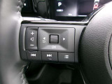 ステアリングスイッチ装備!オーディオ操作等もスマートに♪