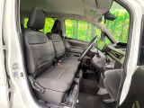 運転席シート廻りは使用感も少なく、良好な状態となっています。丁寧に使われていたことがよくわかりますね。
