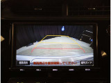 バックガイドモニターで、後方を確認しながら安心して駐車することができます。運転初心者も熟練者も必須の機能ですよ!