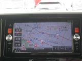 純正メモリーナビを装備しております。