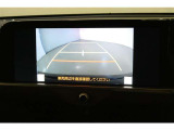 安心のバックモニター!ガイドがあって夜間でもよく見えます!