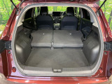 後席を格納すると、これだけの広さが!シーンに合わせたシートアレンジで、大きな荷物も積むことが出来ます♪