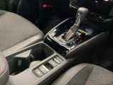 使いやすい位置のオートマシフトレバーです。