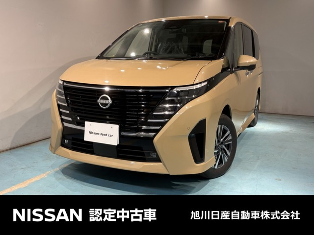 セレナ 1.4 e-4ORCE ハイウェイスターV 4WD 