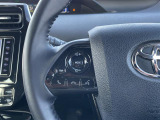 【 ステアリングスイッチ 】手元のスイッチでナビ操作が可能で、非常に便利な機能です!取り付けのナビによってはオプション設定となっております!詳しくはスタッフまで♪//