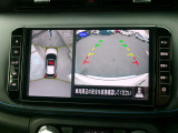 アラウンドビューモニター搭載車です。360度見渡せるカメラで苦手な駐車も安心です。
