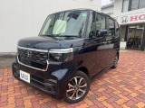 N-BOXが入りました!初度登録令和7年2月、走行距離1.4万キロ、カラー外装ミッドナイトブルービーム・メタリック、内装ブラック