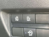 両側スライドドアはオート機能付き。運転席からも開閉可能です。