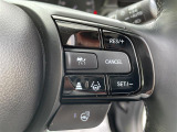 【クルーズコントロール】高速道路もラクラク走行。アクセルを離しても一定速度で走行ができ、長距離運転時の負担を軽減!加速・減速も簡単なスイッチ操作で調整できます。