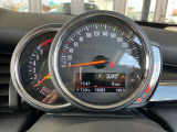 ハンドル操作がダイレクトにタイヤに伝わり、キビキビとした運転が楽しめます。