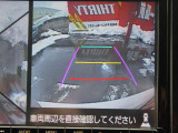 装備3【バックカメラ】&rarr;狭い駐車場や見えづらい場所もバックカメラがあれば安心して駐車可能♪ 今や必須のアイテムです!