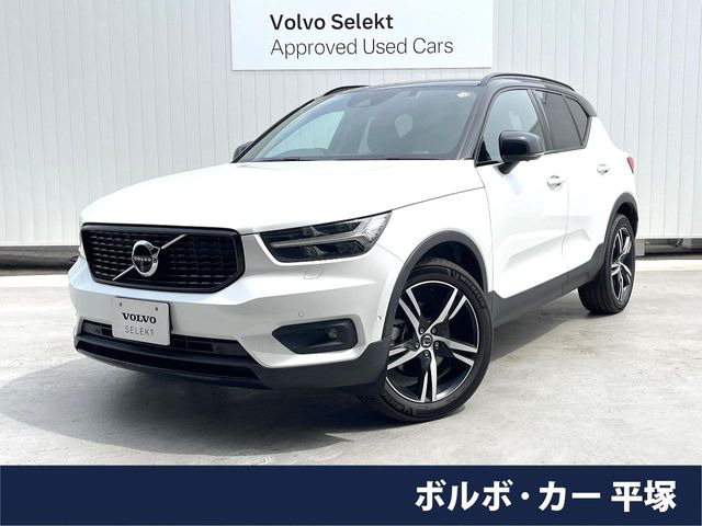 XC40 B5 AWD Rデザイン 4WD 