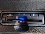 ■【ETC車載器】が装備されています。セットアップをしてお渡しとなり、ETCカードを差し込むだけで高速道路の利用が可能です。