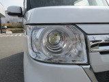明るいLEDヘッドライトで、夜道も安心して運転して頂けます。