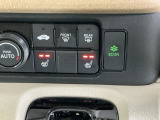 運転席/助手席シートヒーターで寒い日もすぐに温かくなり快適に過ごせます。2段階の温度調整が可能です