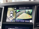 【アラウンドビューモニター】専用のカメラにより、上から見下ろしたような視点で360度クルマの周囲を確認することができます☆死角部分も確認しやすく、狭い場所での切り返しや駐車もスムーズに行えます。
