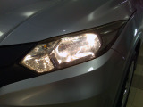 ヘッドライトは目に優しいハロゲンランプです