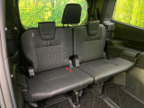 3列目シートはもちろん状態良好☆大人でもゆったりと座って頂けますので、大人数でのお出かけもラクラクです♪ご家族で、気の知れた仲間で、ドライブに行くのが楽しみですね♪