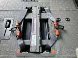 車いす用固定装置(後席側2列目)
