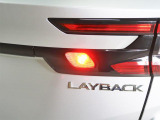 LEDリヤフォグランプ装備!濃霧や吹雪などの悪天候時に自車位置を後続車に知らせ、視界不要による追突を防止することができます。