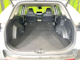 後席を格納すると、これだけの広さが!シーンに合わせたシートアレンジで、大きな荷物も積むことが出来ます♪
