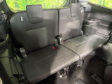 3列目シートはもちろん状態良好☆大人でもゆったりと座って頂けますので、大人数でのお出かけもラクラクです♪ご家族で、気の知れた仲間で、ドライブに行くのが楽しみですね♪