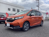大人気FREEDハイブリッドクロスター入庫しました。前オーナー様に大切に扱われてきた綺麗な車両です。
