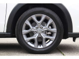 18インチ純正アルミホイール装着