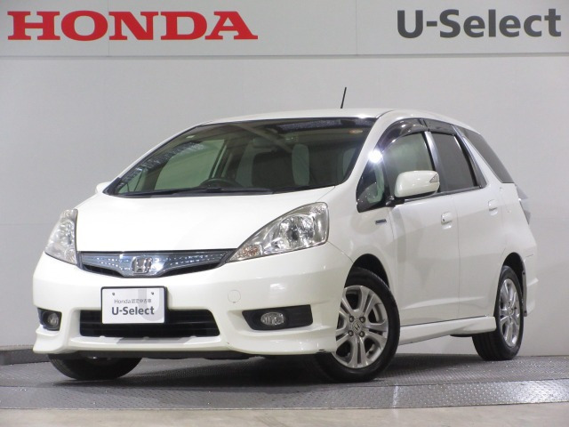 フィットシャトルハイブリッド 1.3 スマートセレクション ファインライン 