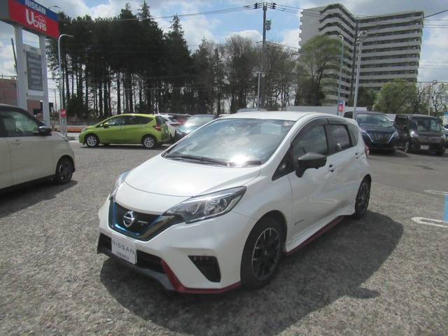 ノート 1.2 e-POWER NISMO S 