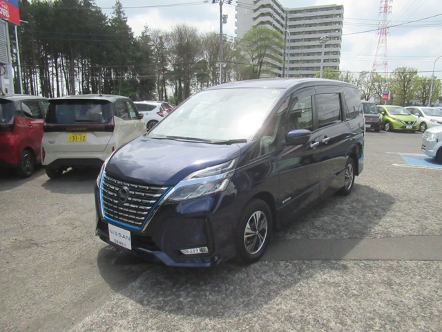 セレナ 1.2 e-POWER ハイウェイスターV 