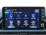 Apple CarPlay設定でスマホ連携が可能。ホンダトータルケアとWi-Fiに対応し、時計表示や車両情報も画面で確認でき、快適で便利なドライブをサポートします。