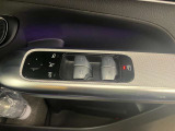メモリー付き電動シートも装備されておりますのでシート位置を3パターン記憶できます。
