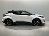 C-HR ハイブリッド 1.8 S GR スポーツ 