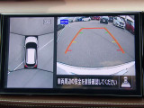 上からの視点で狭い駐車場への駐車などに役立つアラウンドビューモニターです♪