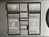 【両側パワースライドドア】スマートキーや運転席のスイッチで後席両側スライドドアの開閉が可能♪電動だから力を入れてドアを開ける必要が無く、小さなお子様でも簡単に開け閉めでき快適です♪