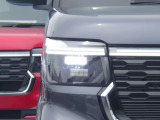 ★LEDヘッドライト搭載★ 白っぽく光る明るく省電力なLEDライト!先進的な白い輝きでフロントフェースを引き締めます☆