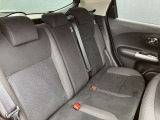 後部座席のクッション性もしっかりしていて長距離ドライブでも疲れにくいですよ