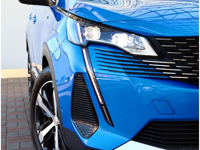 プジョー 3008 GT ブルーHDi レザーパッケージ サンルーフ 全方位カメ