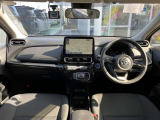 【運転席・インパネまわり】ハンドル・シート・フロアーなど隅々までプロによるクリーニング済み☆彡キレイな車内でドライブが一層快適にお楽しみいただけます!!
