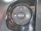 【 ステアリングスイッチ 】手元のスイッチで音量や選曲、ソース切り替えといった操作が可能です!!わざわざナビを操作しなくても良いので非常に便利な機能です!